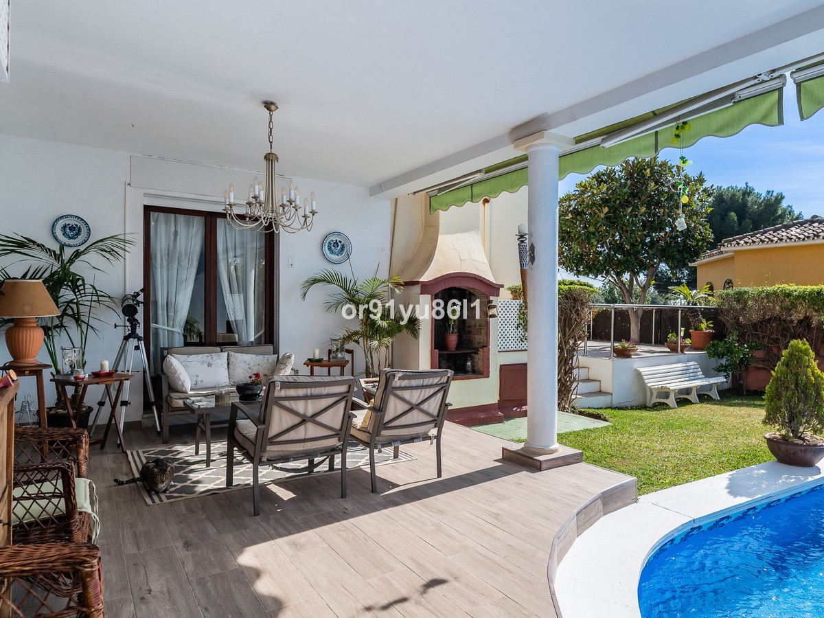 Villas de 5 dormitorios en venta en Milla de Oro – R4661893 Villas de 5 dormitorios en venta en Milla de Oro – R4661893