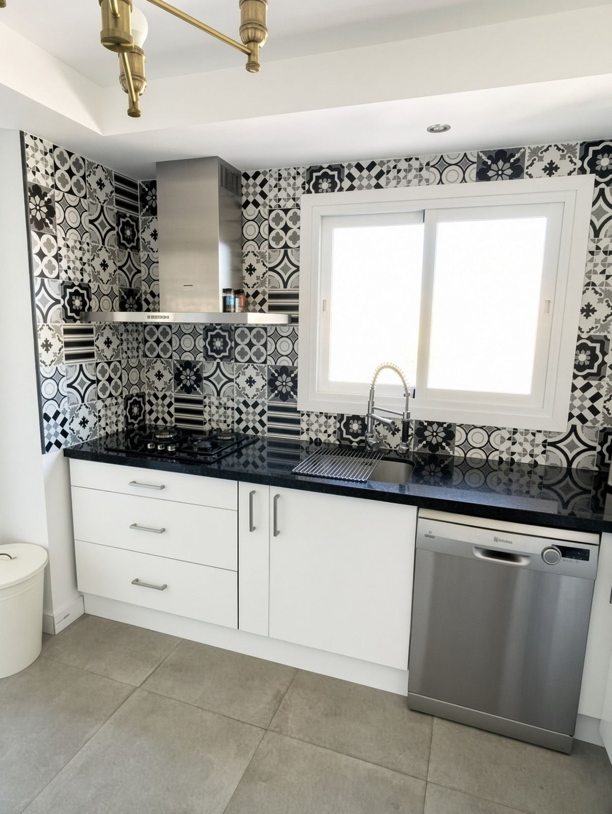 Apartamentos de 3 dormitorios en venta en San Pedro de Alcántara – R5465365 Apartamentos de 3 dormitorios en venta en San Pedro de Alcántara – R5465365