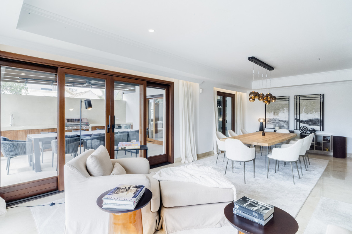 3 bedroom Apartments for sale in Milla de Oro – R5378101 3 bedroom Apartments for sale in Milla de Oro – R5378101