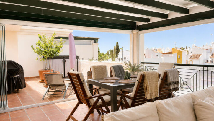 Aticos de 2 dormitorios en venta en Nueva Andalucía – R5389927 Aticos de 2 dormitorios en venta en Nueva Andalucía – R5389927 en