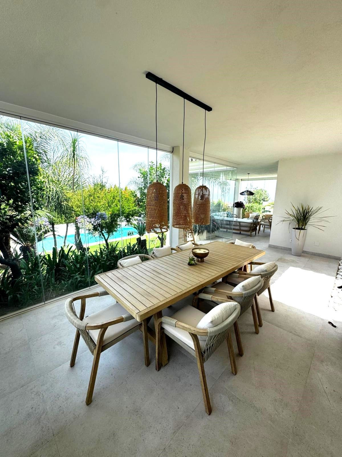 Villas de 6 dormitorios en venta en Marbella – R5103538 Villas de 6 dormitorios en venta en Marbella – R5103538