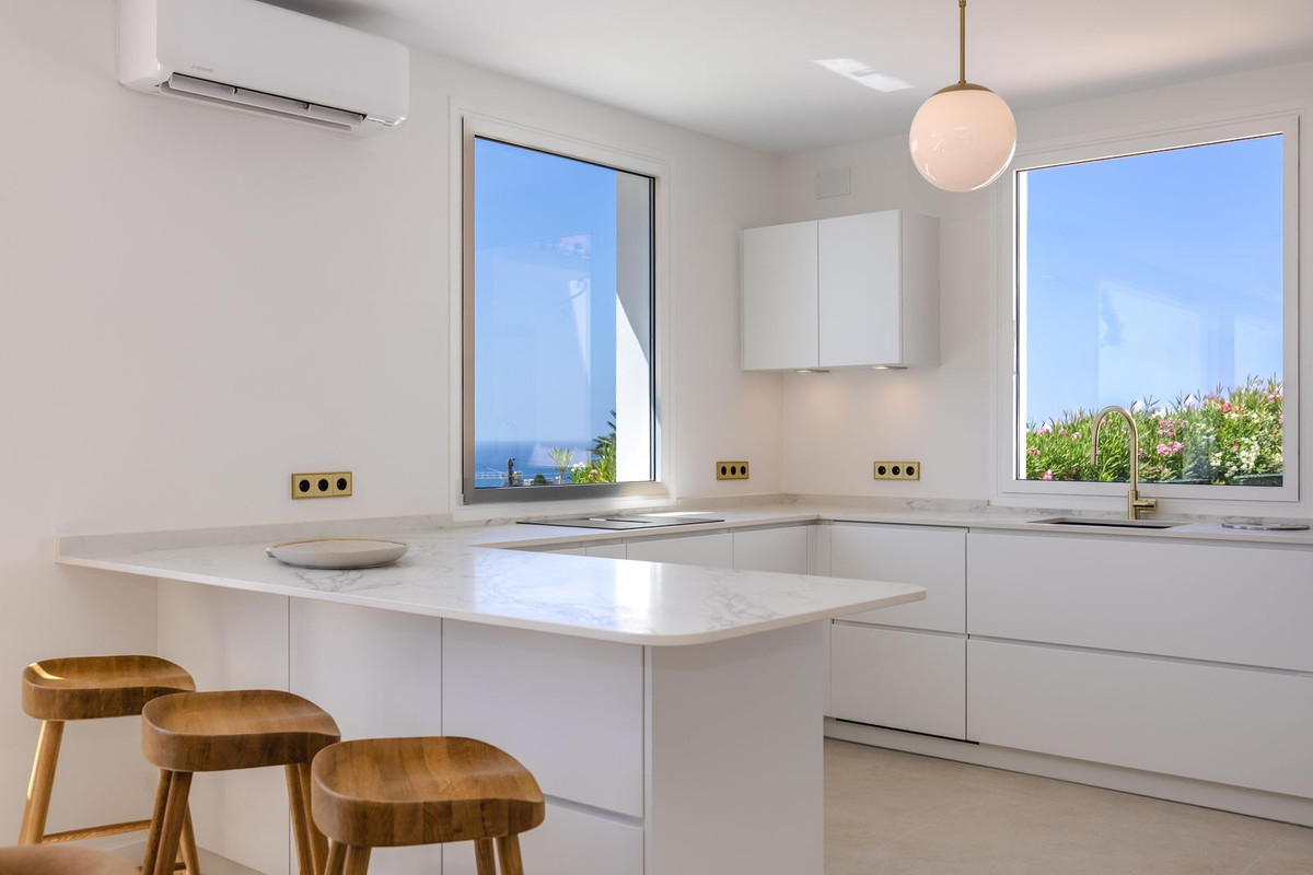 4 bedroom Villas for sale in Elviria – R5433310 4 bedroom Villas for sale in Elviria – R5433310