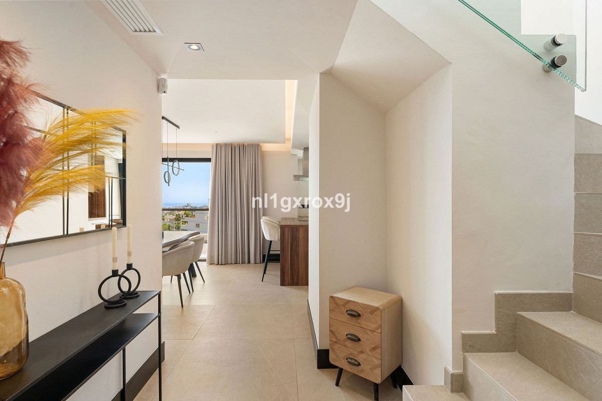 3 bedroom Penthouses for sale in Nueva Andalucía – R5461498 3 bedroom Penthouses for sale in Nueva Andalucía – R5461498
