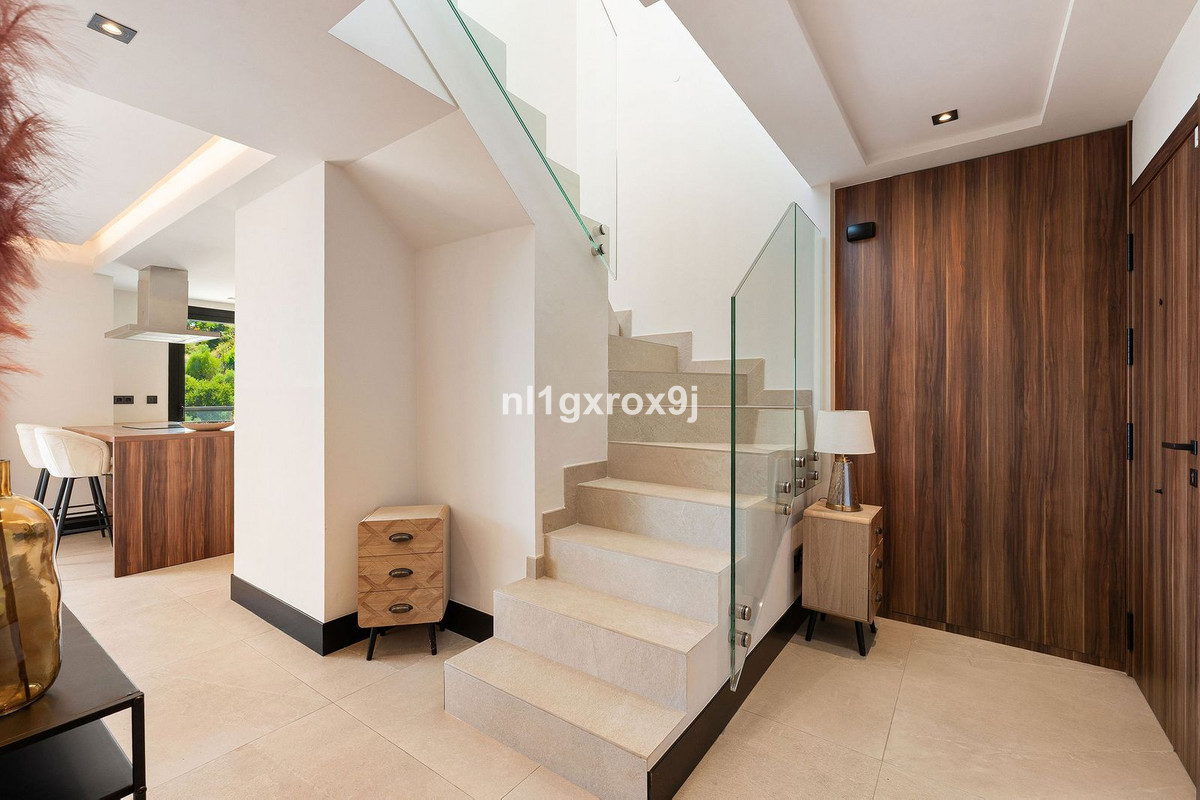 3 bedroom Penthouses for sale in Nueva Andalucía – R5461498 3 bedroom Penthouses for sale in Nueva Andalucía – R5461498