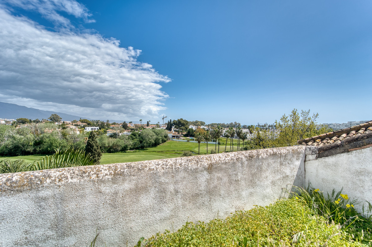 5 bedroom Apartments for sale in Guadalmina Baja – R5471539 5 bedroom Apartments for sale in Guadalmina Baja – R5471539