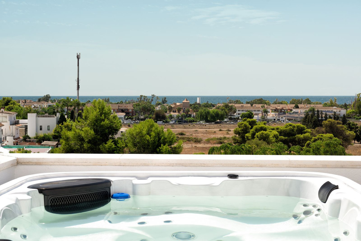 Aticos de 3 dormitorios en venta en Puerto Banús – R4391587 Aticos de 3 dormitorios en venta en Puerto Banús – R4391587