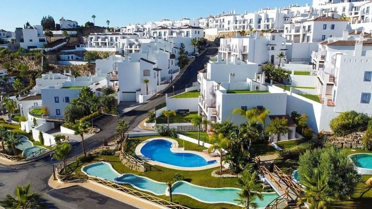 Aticos de 3 dormitorios en venta en Benahavís – R5461555 Aticos de 3 dormitorios en venta en Benahavís – R5461555