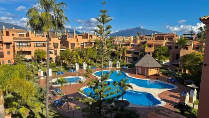 Apartamentos de 4 dormitorios en venta en Hacienda del Sol – R5258671 Apartamentos de 4 dormitorios en venta en Hacienda del Sol – R5258671 en