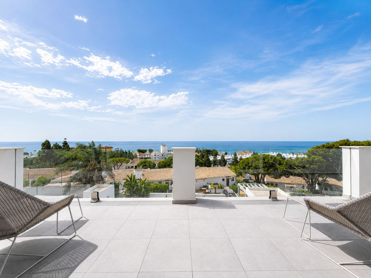 4 bedroom Villas for sale in La Cala de Mijas – R5423404 4 bedroom Villas for sale in La Cala de Mijas – R5423404