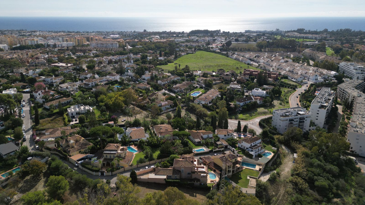 Villas de 6 dormitorios en venta en San Pedro de Alcántara – R4926724 Villas de 6 dormitorios en venta en San Pedro de Alcántara – R4926724