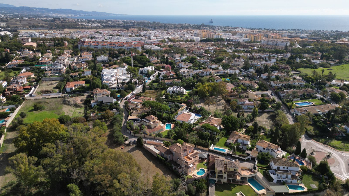 Villas de 6 dormitorios en venta en San Pedro de Alcántara – R4926724 Villas de 6 dormitorios en venta en San Pedro de Alcántara – R4926724