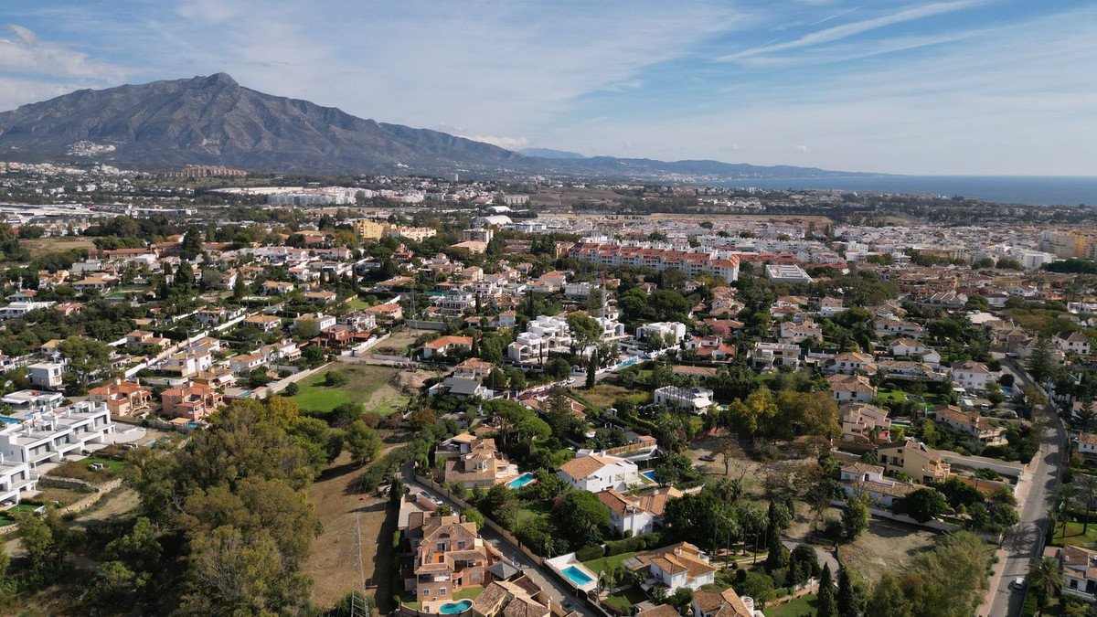 Villas de 6 dormitorios en venta en San Pedro de Alcántara – R4926724 Villas de 6 dormitorios en venta en San Pedro de Alcántara – R4926724
