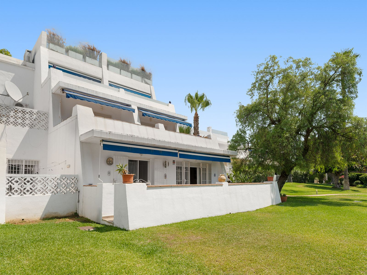 Apartamentos de 3 dormitorios en venta en Nueva Andalucía – R5449789 Apartamentos de 3 dormitorios en venta en Nueva Andalucía – R5449789