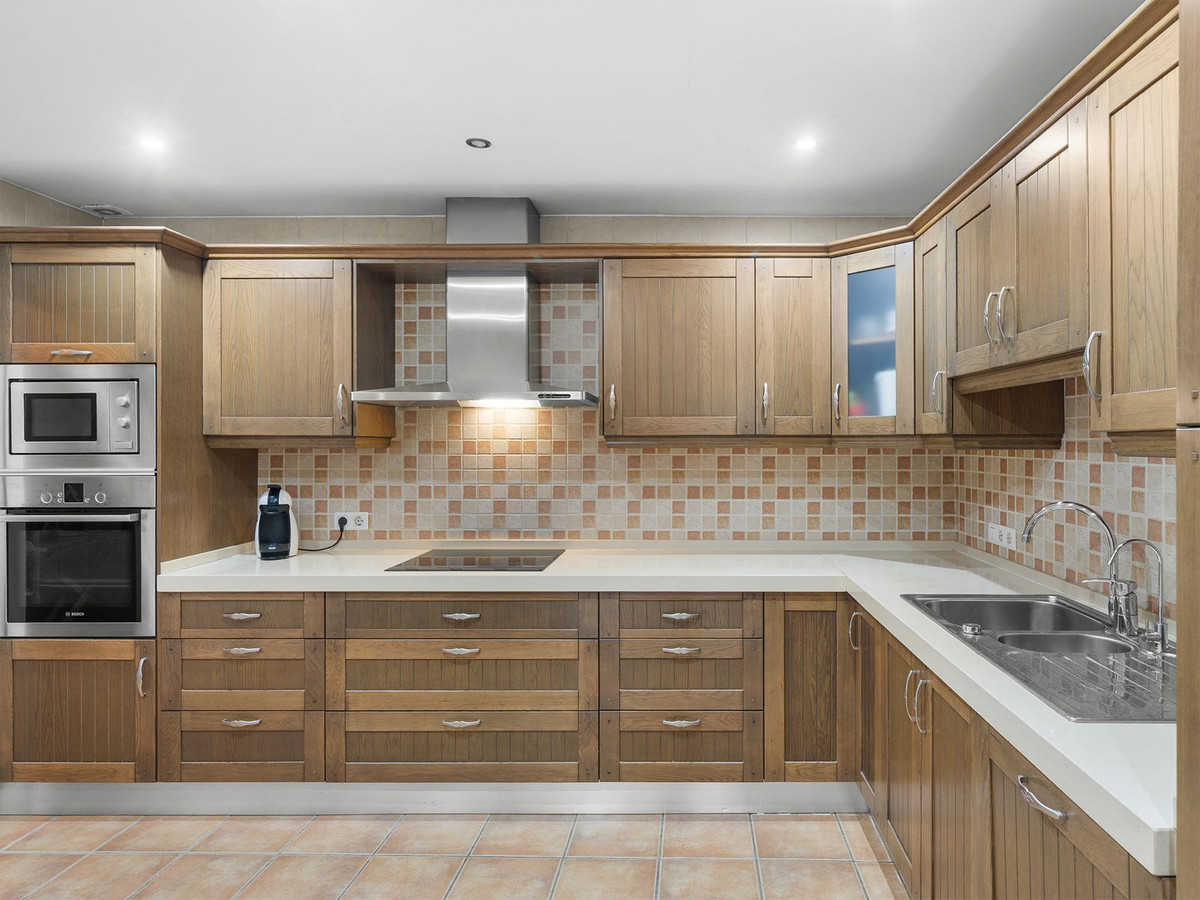 Apartamentos de 3 dormitorios en venta en Nueva Andalucía – R5449789 Apartamentos de 3 dormitorios en venta en Nueva Andalucía – R5449789