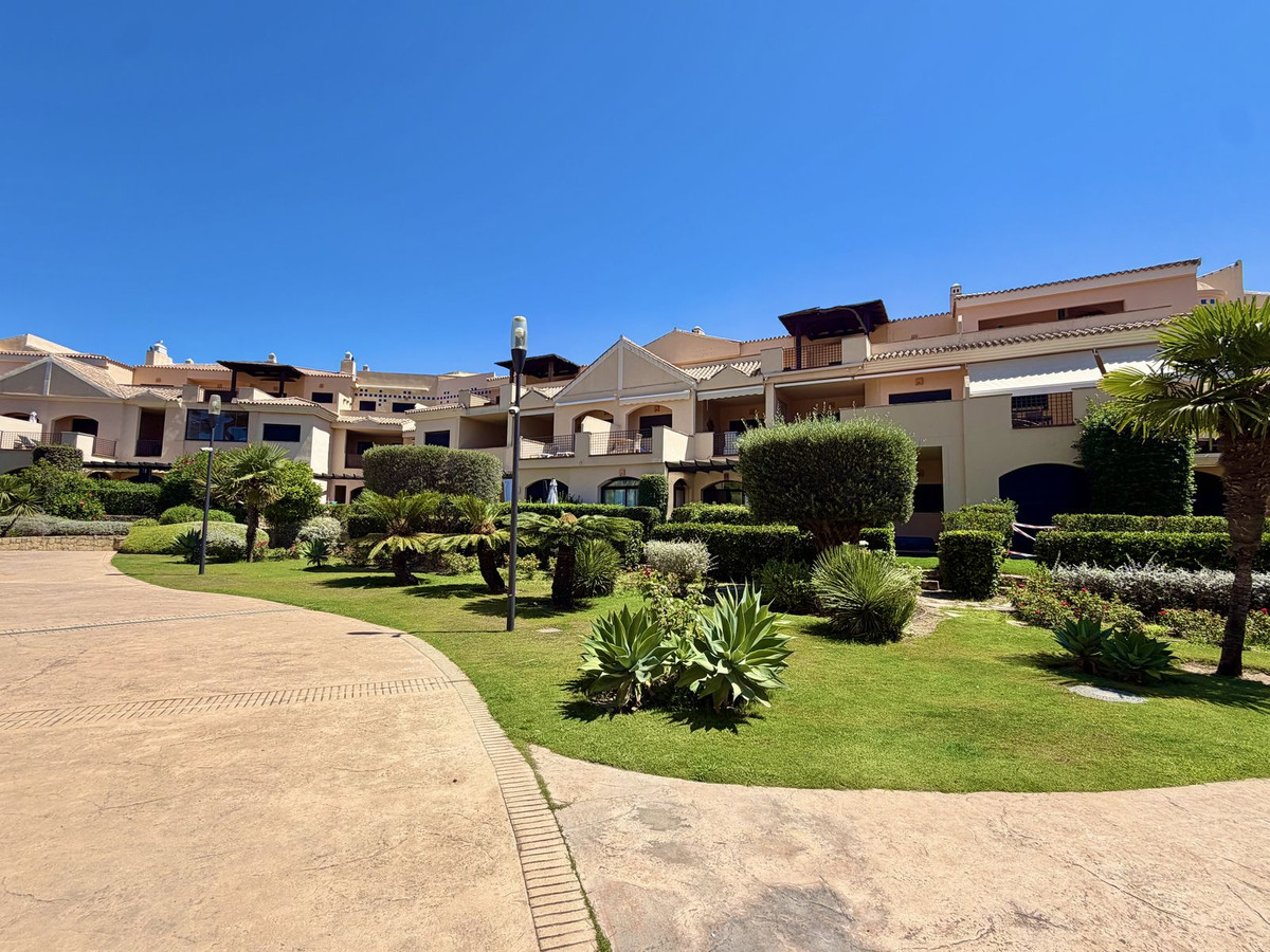 2 bedroom Penthouses for sale in Puerto Banús – R5461543 2 bedroom Penthouses for sale in Puerto Banús – R5461543