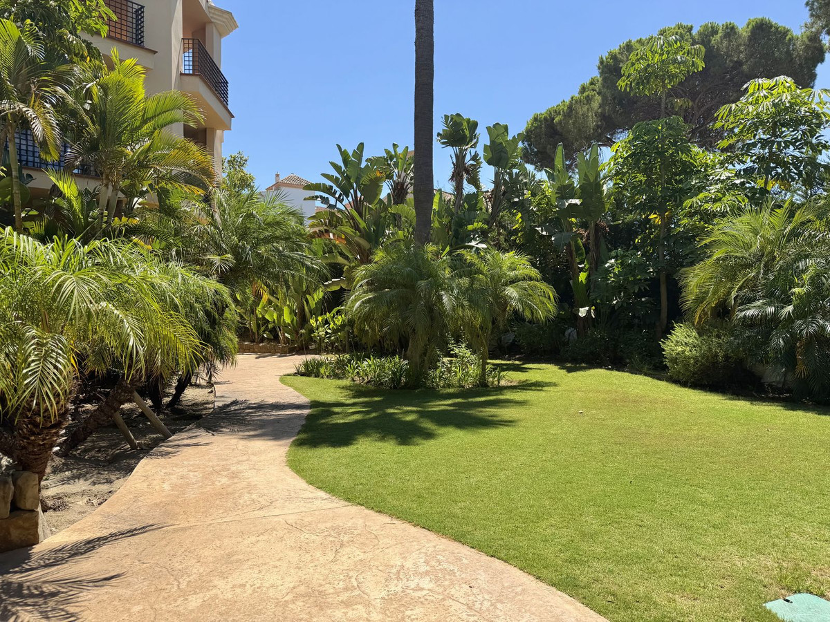2 bedroom Penthouses for sale in Puerto Banús – R5461543 2 bedroom Penthouses for sale in Puerto Banús – R5461543