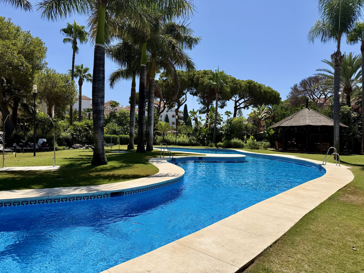 2 bedroom Penthouses for sale in Puerto Banús – R5461543 2 bedroom Penthouses for sale in Puerto Banús – R5461543