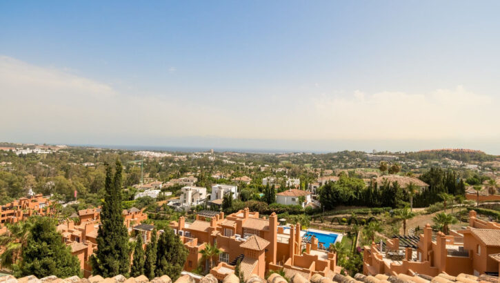 Apartamentos de 3 dormitorios en venta en Nueva Andalucía – R5453452 Apartamentos de 3 dormitorios en venta en Nueva Andalucía – R5453452 en