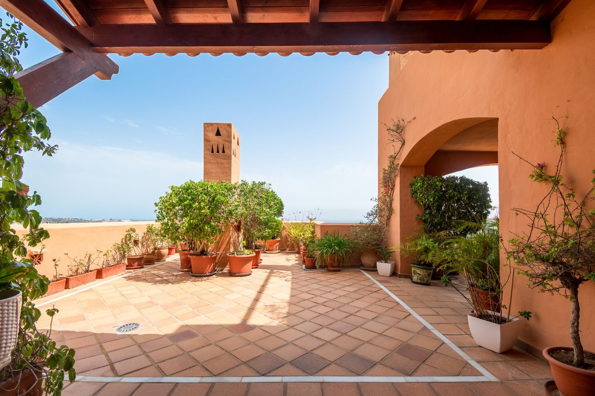 Apartamentos de 3 dormitorios en venta en Nueva Andalucía – R5453452 Apartamentos de 3 dormitorios en venta en Nueva Andalucía – R5453452