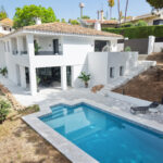 8 bedroom Villas for sale in Elviria – R5445391 8 bedroom Villas for sale in Elviria – R5445391