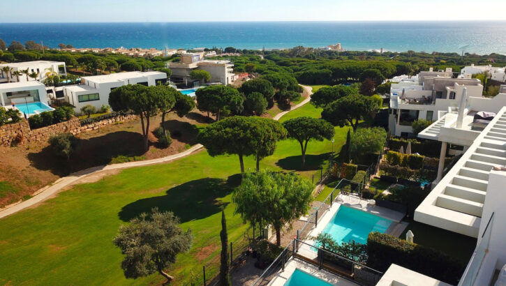 3 bedroom Townhouses for sale in Artola – R4887967 3 bedroom Townhouses for sale in Artola – R4887967 in