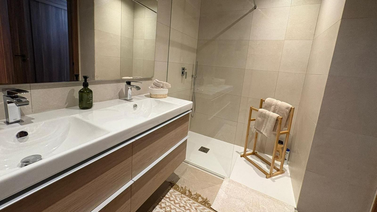 Apartamentos de 3 dormitorios en venta en Nueva Andalucía – R5455291 Apartamentos de 3 dormitorios en venta en Nueva Andalucía – R5455291
