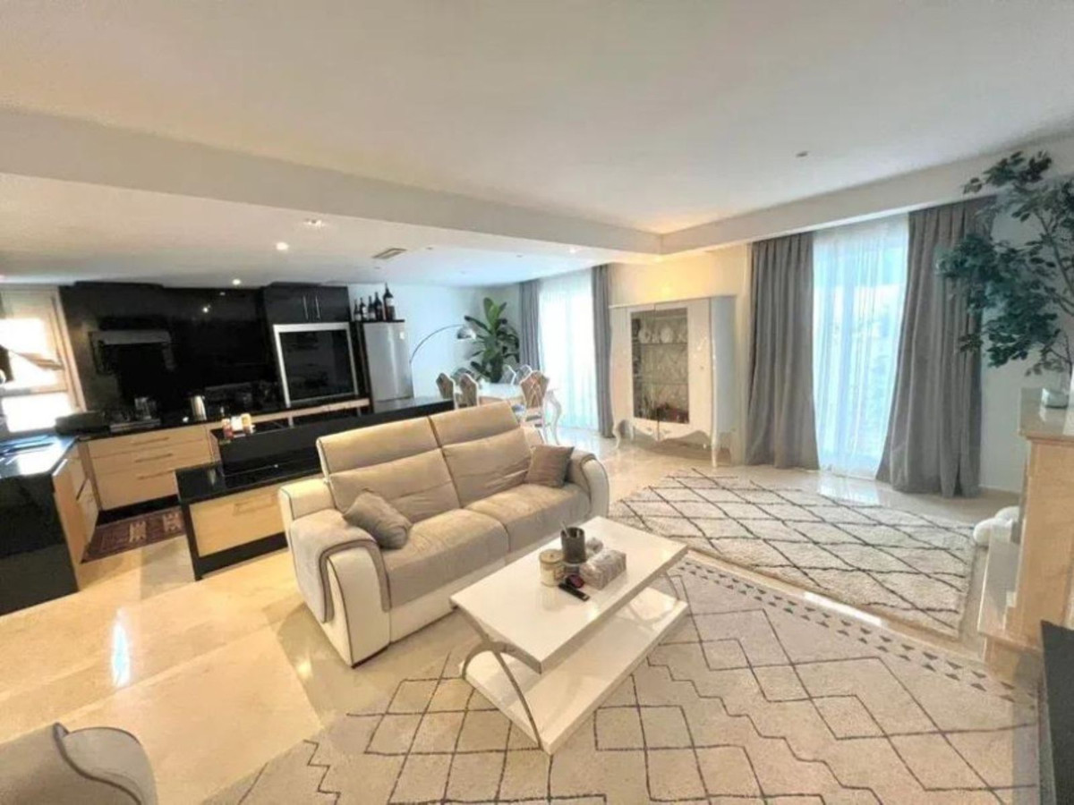 3 bedroom Apartments for sale in Nueva Andalucía – R5450500 3 bedroom Apartments for sale in Nueva Andalucía – R5450500