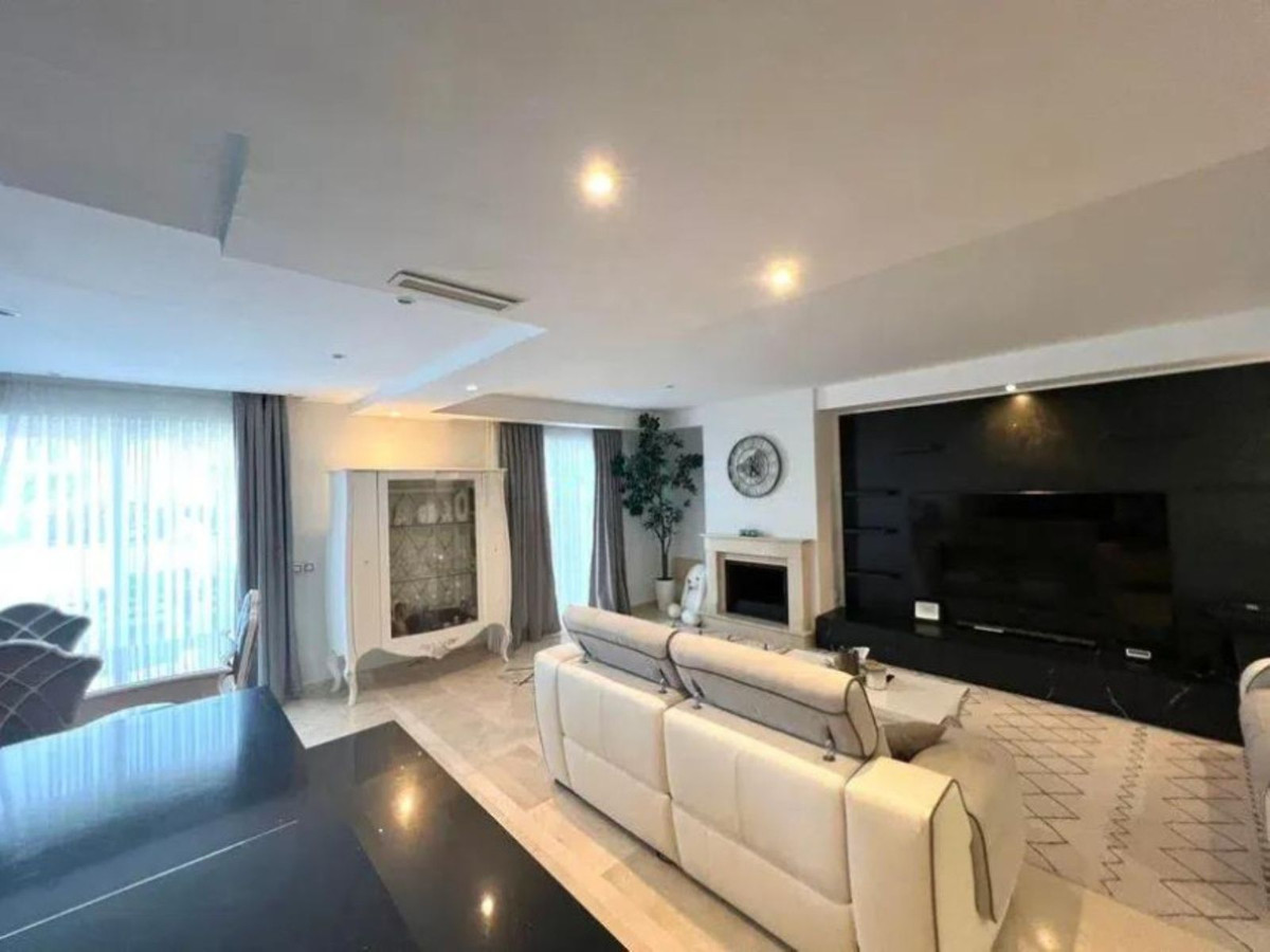 3 bedroom Apartments for sale in Nueva Andalucía – R5450500 3 bedroom Apartments for sale in Nueva Andalucía – R5450500