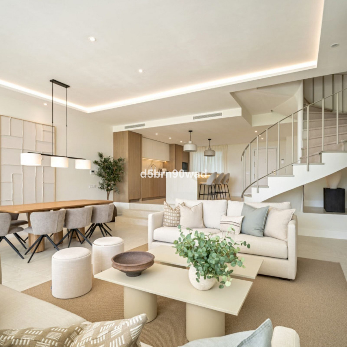 Adosados de 4 dormitorios en venta en La Quinta – R5433604 Adosados de 4 dormitorios en venta en La Quinta – R5433604