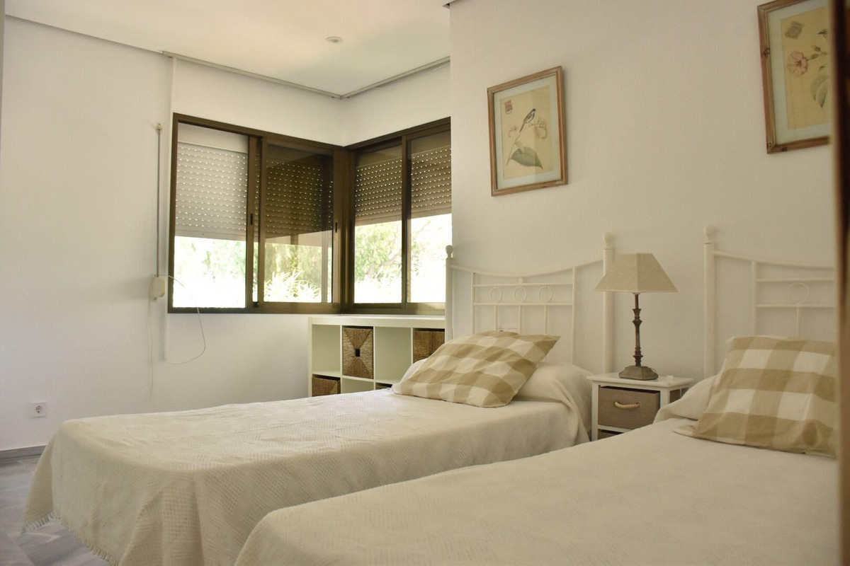 3 bedroom Apartments for sale in Elviria – R5393443 3 bedroom Apartments for sale in Elviria – R5393443
