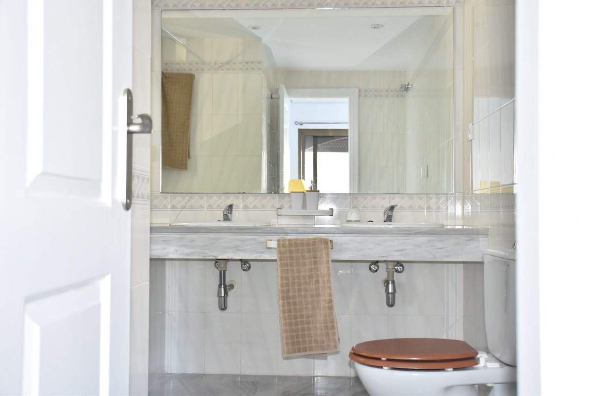 3 bedroom Apartments for sale in Elviria – R5393443 3 bedroom Apartments for sale in Elviria – R5393443