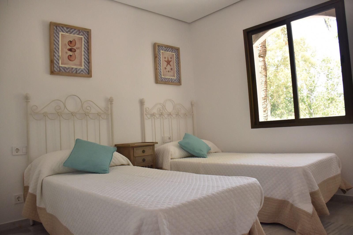 3 bedroom Apartments for sale in Elviria – R5393443 3 bedroom Apartments for sale in Elviria – R5393443