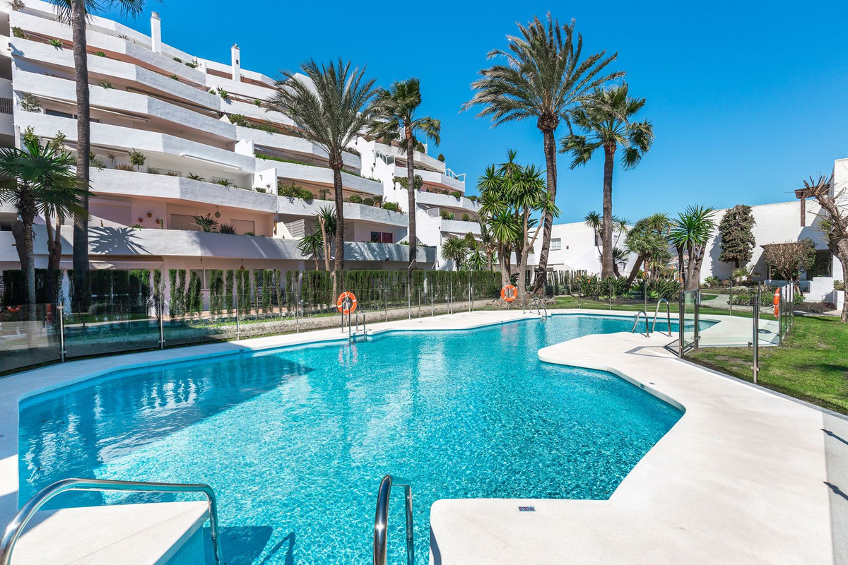 Apartamentos de 2 dormitorios en venta en Nueva Andalucía – R4656421 Apartamentos de 2 dormitorios en venta en Nueva Andalucía – R4656421