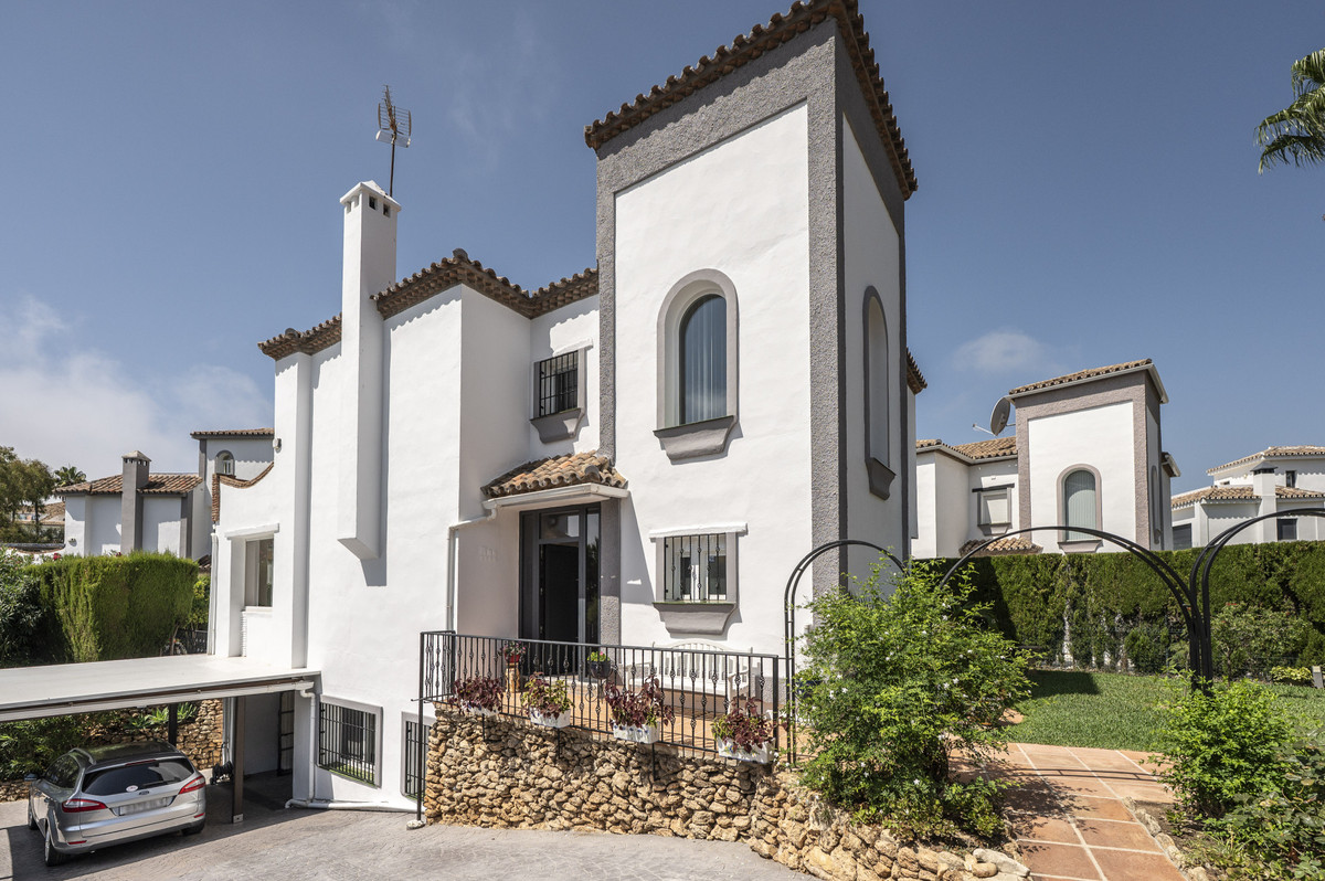 4 bedroom Villas for sale in Mijas – R5469349 4 bedroom Villas for sale in Mijas – R5469349
