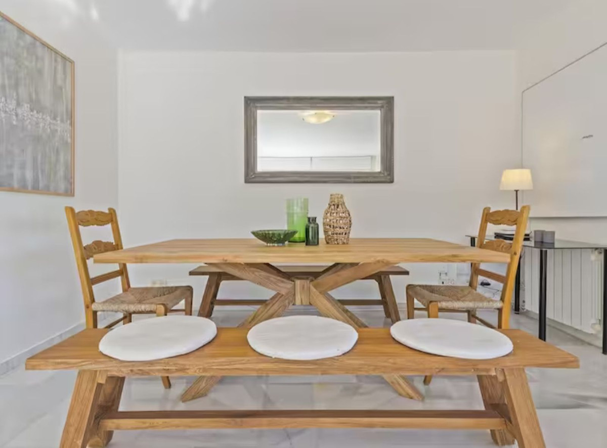 6 bedroom Villas for sale in Elviria – R5462035 6 bedroom Villas for sale in Elviria – R5462035