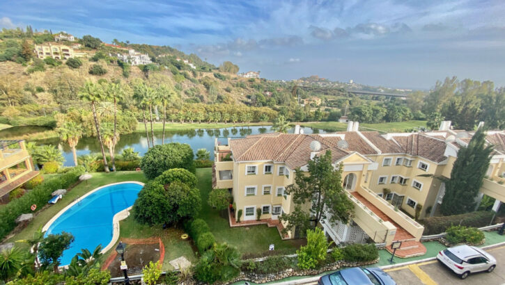 Aticos de 4 dormitorios en venta en La Quinta – R5155387 Aticos de 4 dormitorios en venta en La Quinta – R5155387 en