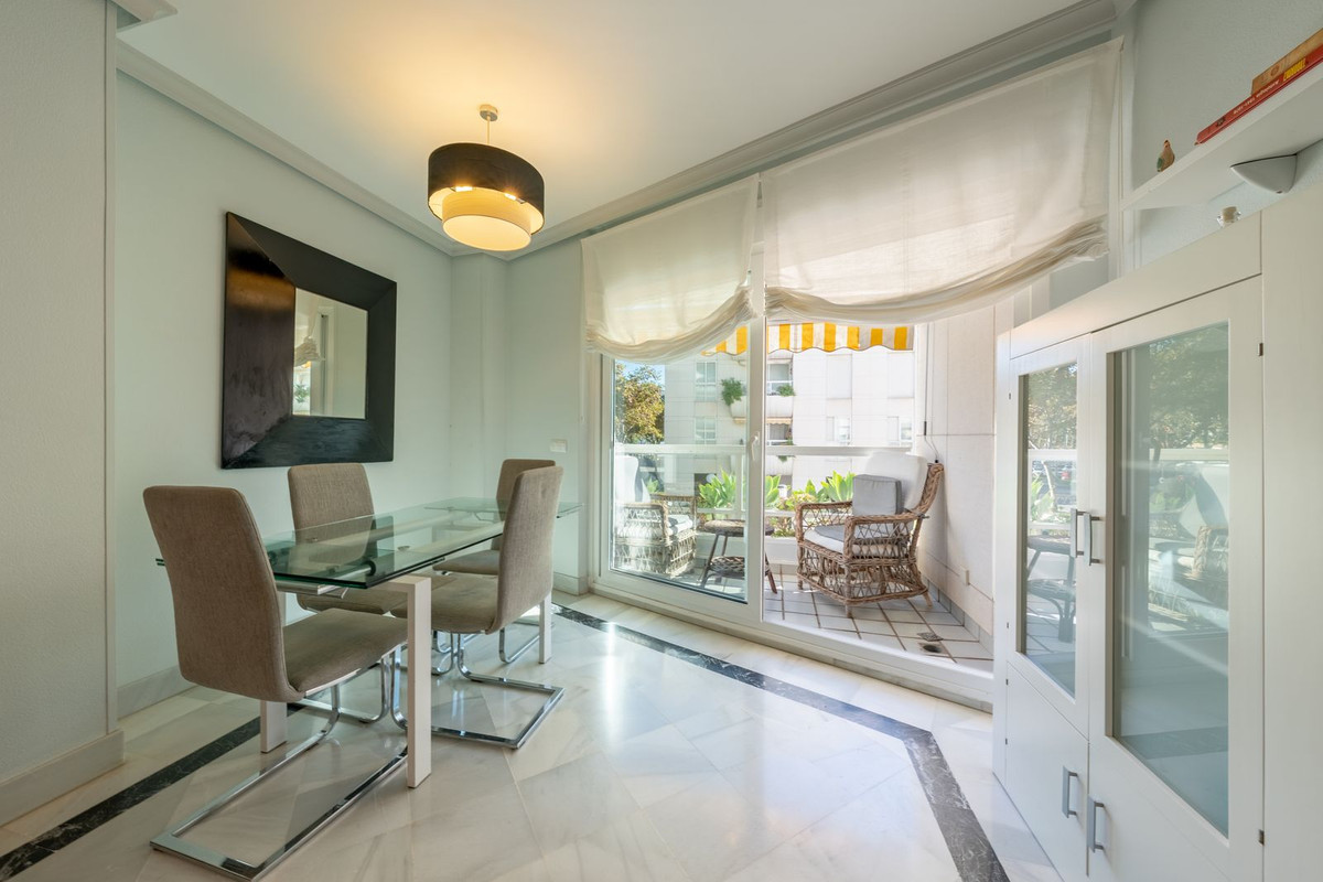 Apartamentos de 2 dormitorios en venta en Marbella – R5250157 Apartamentos de 2 dormitorios en venta en Marbella – R5250157