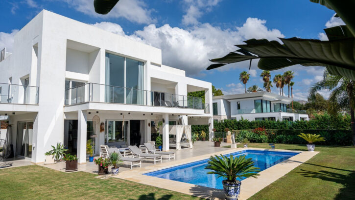 Villas de 4 dormitorios en venta en La Quinta – R5321713 Villas de 4 dormitorios en venta en La Quinta – R5321713 en