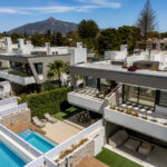 Pareados de 5 dormitorios en venta en Puerto Banús – R5226208 Pareados de 5 dormitorios en venta en Puerto Banús – R5226208