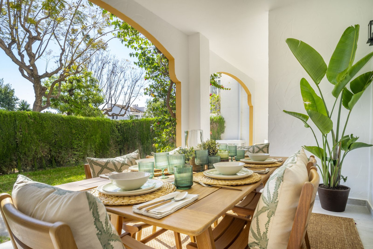 Apartamentos de 3 dormitorios en venta en Nueva Andalucía – R5023027 Apartamentos de 3 dormitorios en venta en Nueva Andalucía – R5023027