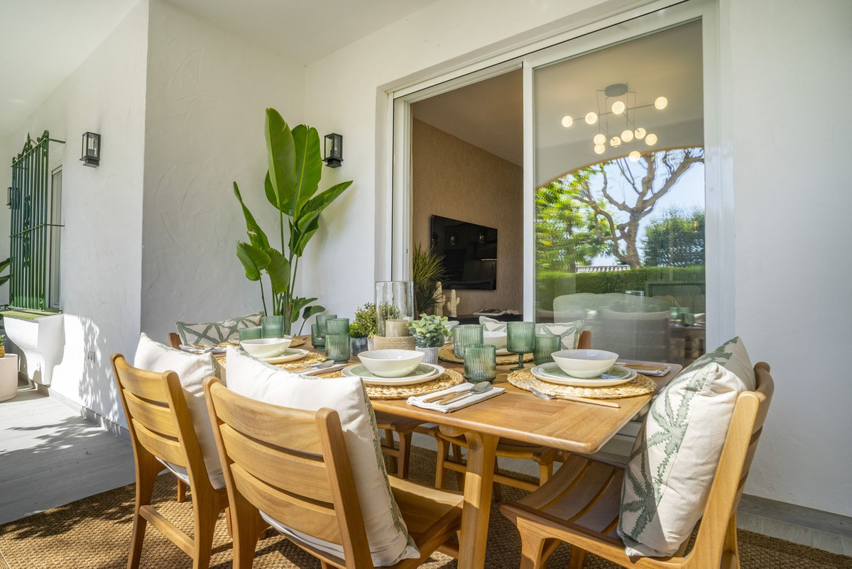 Apartamentos de 3 dormitorios en venta en Nueva Andalucía – R5023027 Apartamentos de 3 dormitorios en venta en Nueva Andalucía – R5023027
