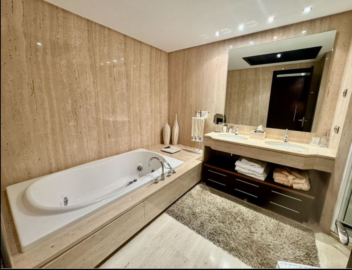 2 bedroom Apartments for sale in Puerto Banús – R4789012 2 bedroom Apartments for sale in Puerto Banús – R4789012