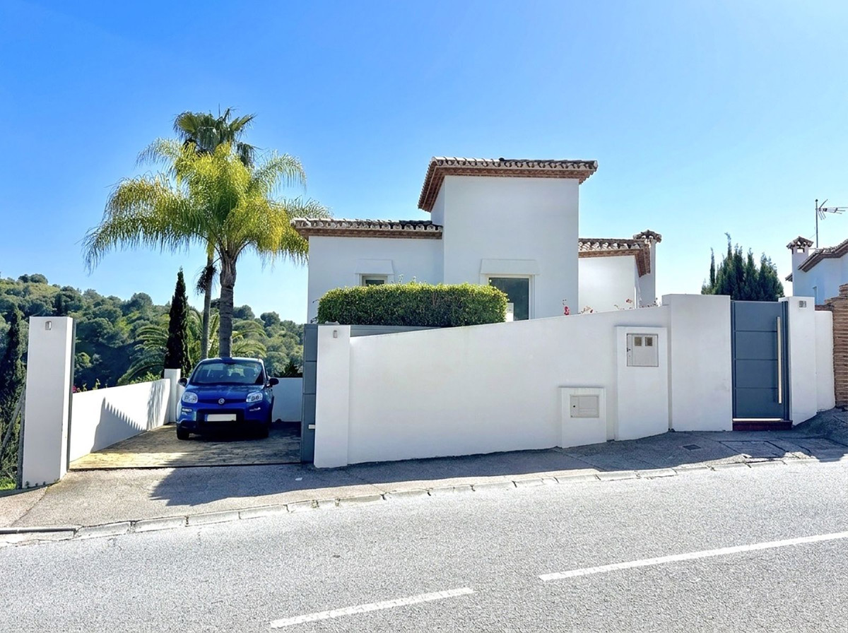 Villas de 5 dormitorios en venta en Calahonda – R5319469 Villas de 5 dormitorios en venta en Calahonda – R5319469