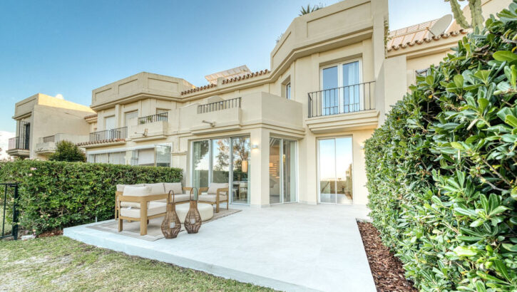 Adosados de 4 dormitorios en venta en La Quinta – R5393050 Adosados de 4 dormitorios en venta en La Quinta – R5393050 in Benahavis