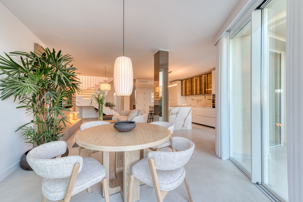 4 bedroom Townhouses for sale in La Quinta – R5393050 4 bedroom Townhouses for sale in La Quinta – R5393050