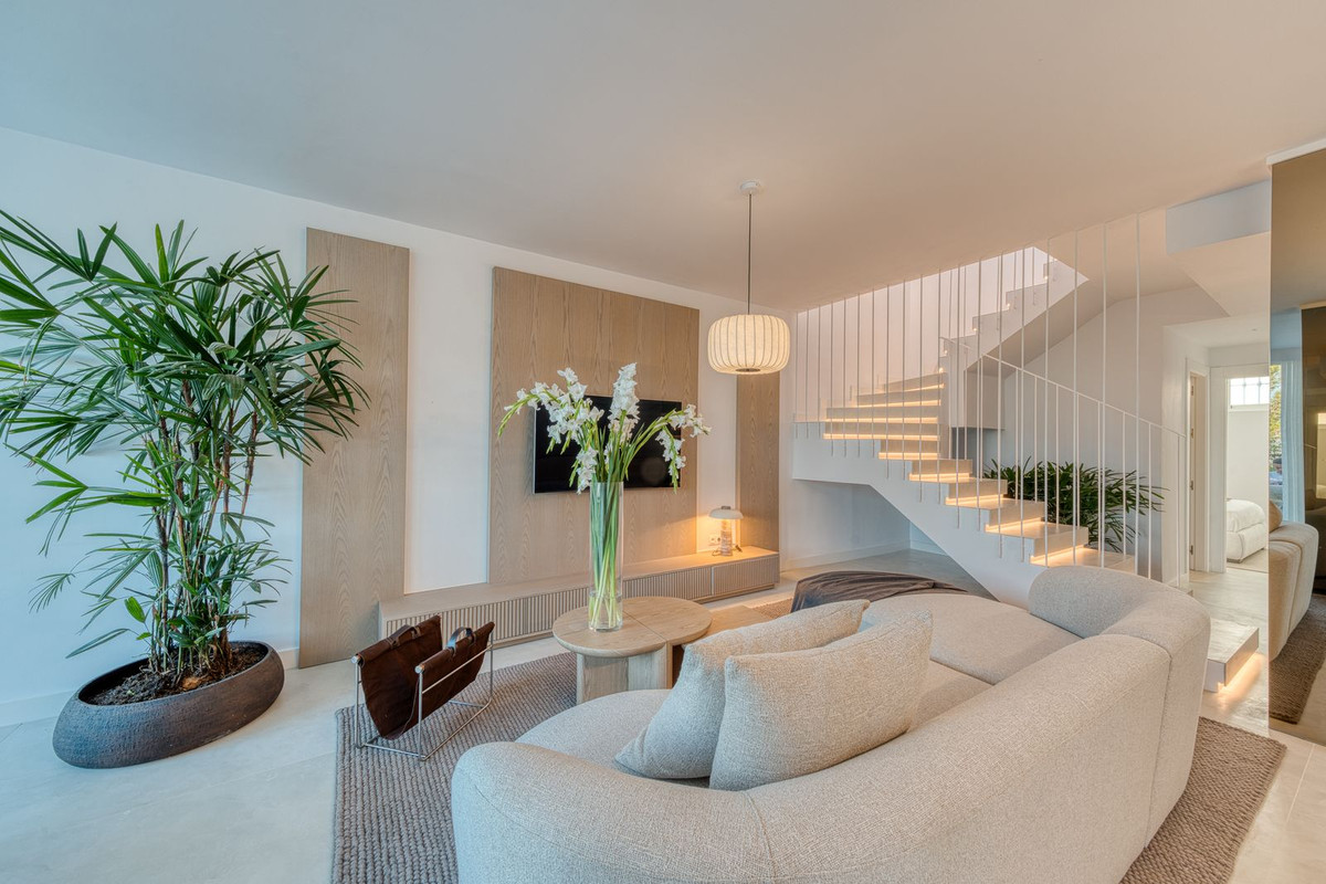 4 bedroom Townhouses for sale in La Quinta – R5393050 4 bedroom Townhouses for sale in La Quinta – R5393050