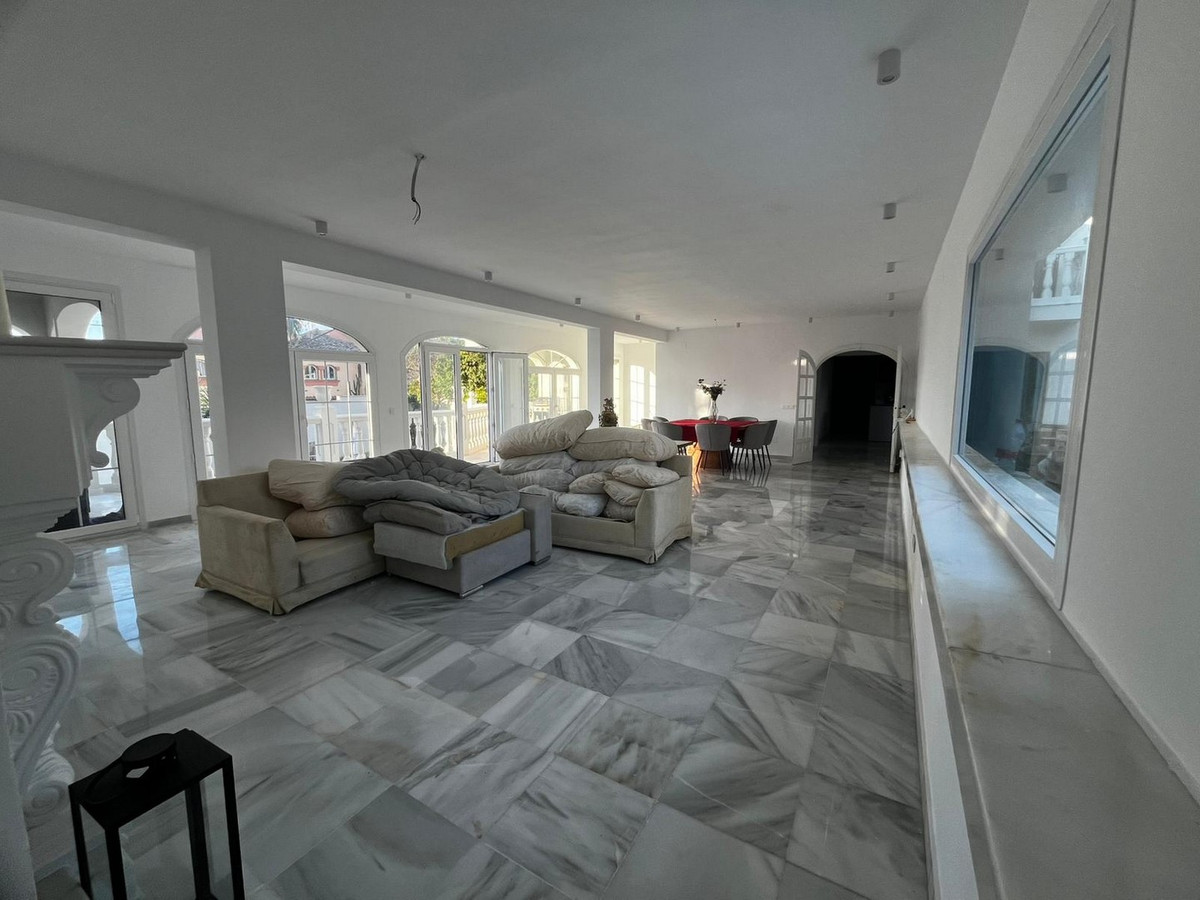 Villas de 5 dormitorios en venta en Mijas – R5299099 Villas de 5 dormitorios en venta en Mijas – R5299099