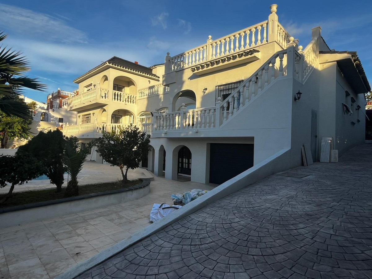 Villas de 5 dormitorios en venta en Mijas – R5299099 Villas de 5 dormitorios en venta en Mijas – R5299099