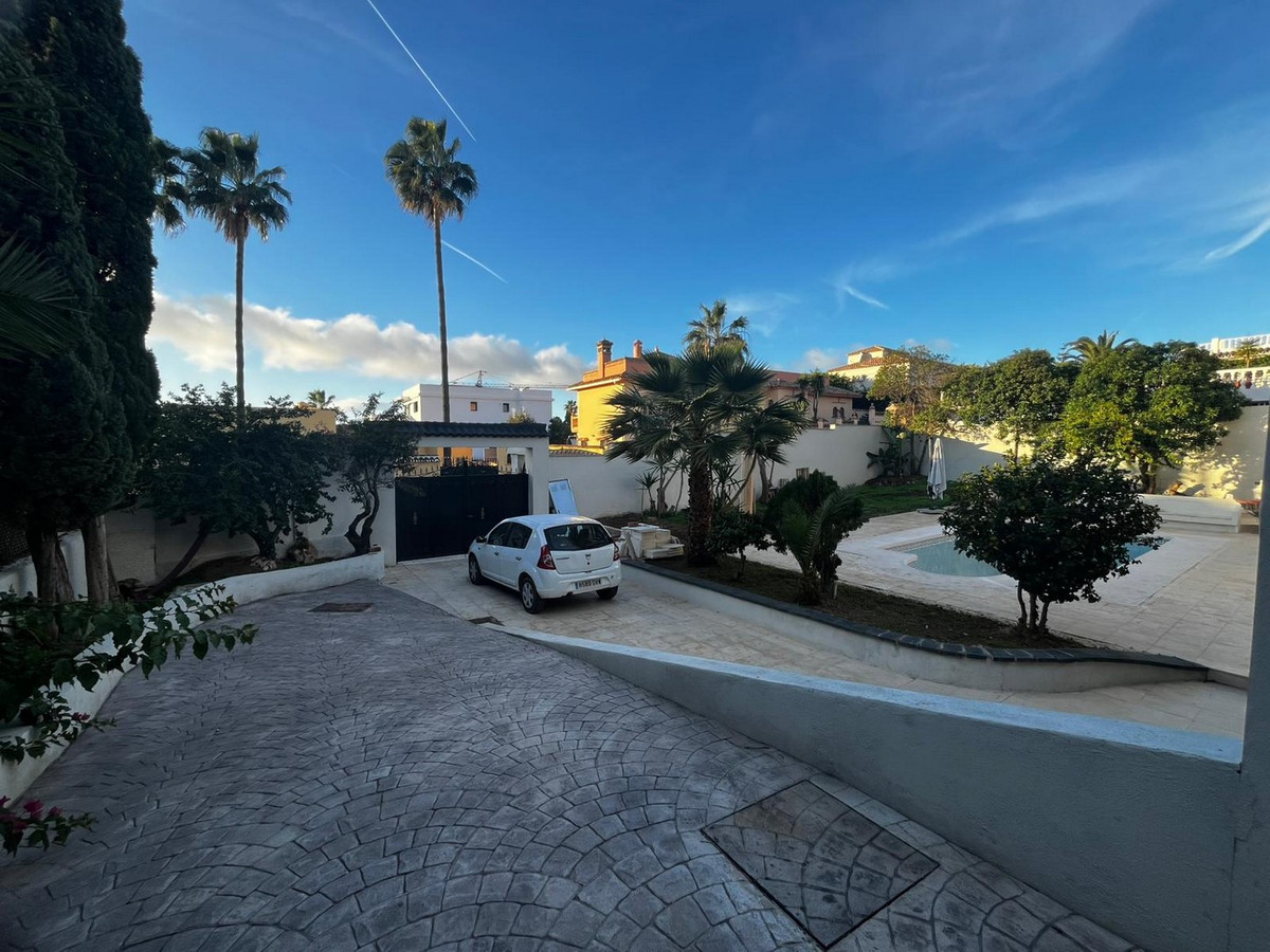 Villas de 5 dormitorios en venta en Mijas – R5299099 Villas de 5 dormitorios en venta en Mijas – R5299099