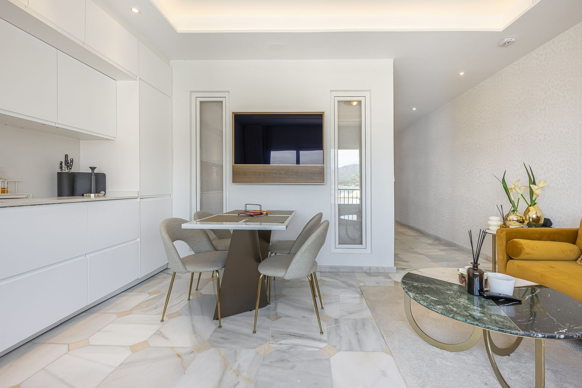 2 bedroom Penthouses for sale in Puerto Banús – R5141020 2 bedroom Penthouses for sale in Puerto Banús – R5141020